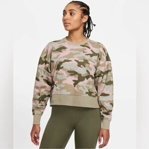 Nike Dri-FIT  Get Fit Cropped Camo Sweatshirt Sz Large